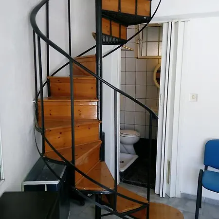Live Your Myth In Apartment